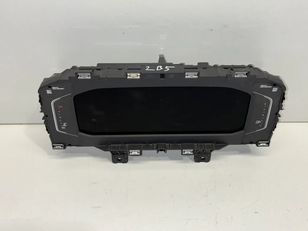 Panel sdružených přístrojů (virtual cockpit) 17A 920 790 VW T-roc - Končí brzy