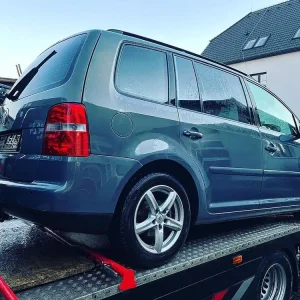 Zvýhodněná cena | Veškeré náhradní díly VW Touran r.v. 2005 BKC GQN LA7X