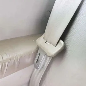 Nově k dispozici - Ssangyong Kyron Pravý zadní bezpečnostní pás