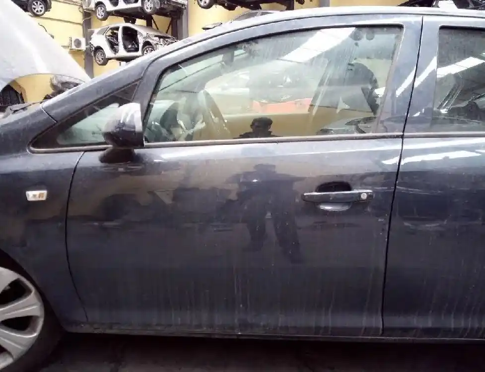 Výprodej - Daewoo Corsa Přední levé dveře
